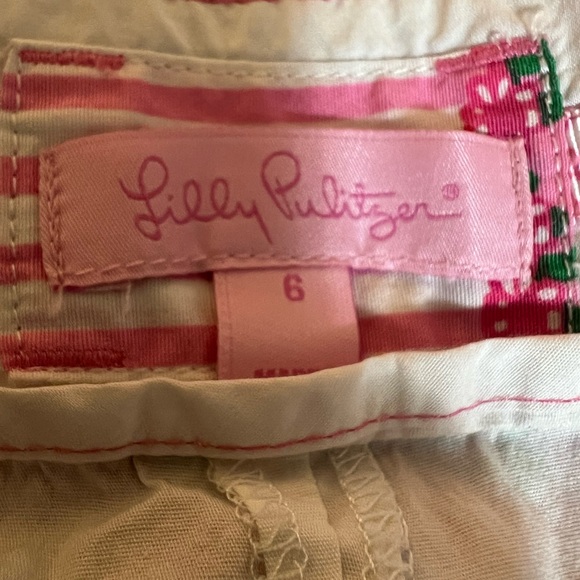 Lily Pulitzer skirt size 6 with hidden built in shorts - Picture 2 of 6